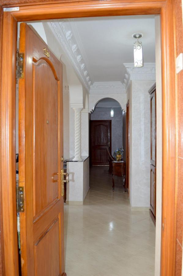 Appartement Ideal Riad Al Salam A 8 Minutes De La Plage Du Centre Ville,Wifi Et Parking Gratuits Agadir Esterno foto